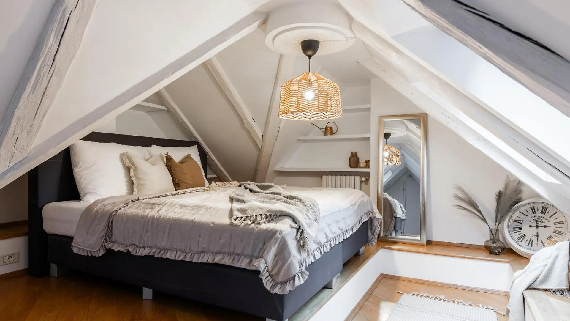 Luxury Retreat By Charles Bridge Apartment Prague 0*,  Czech Republic