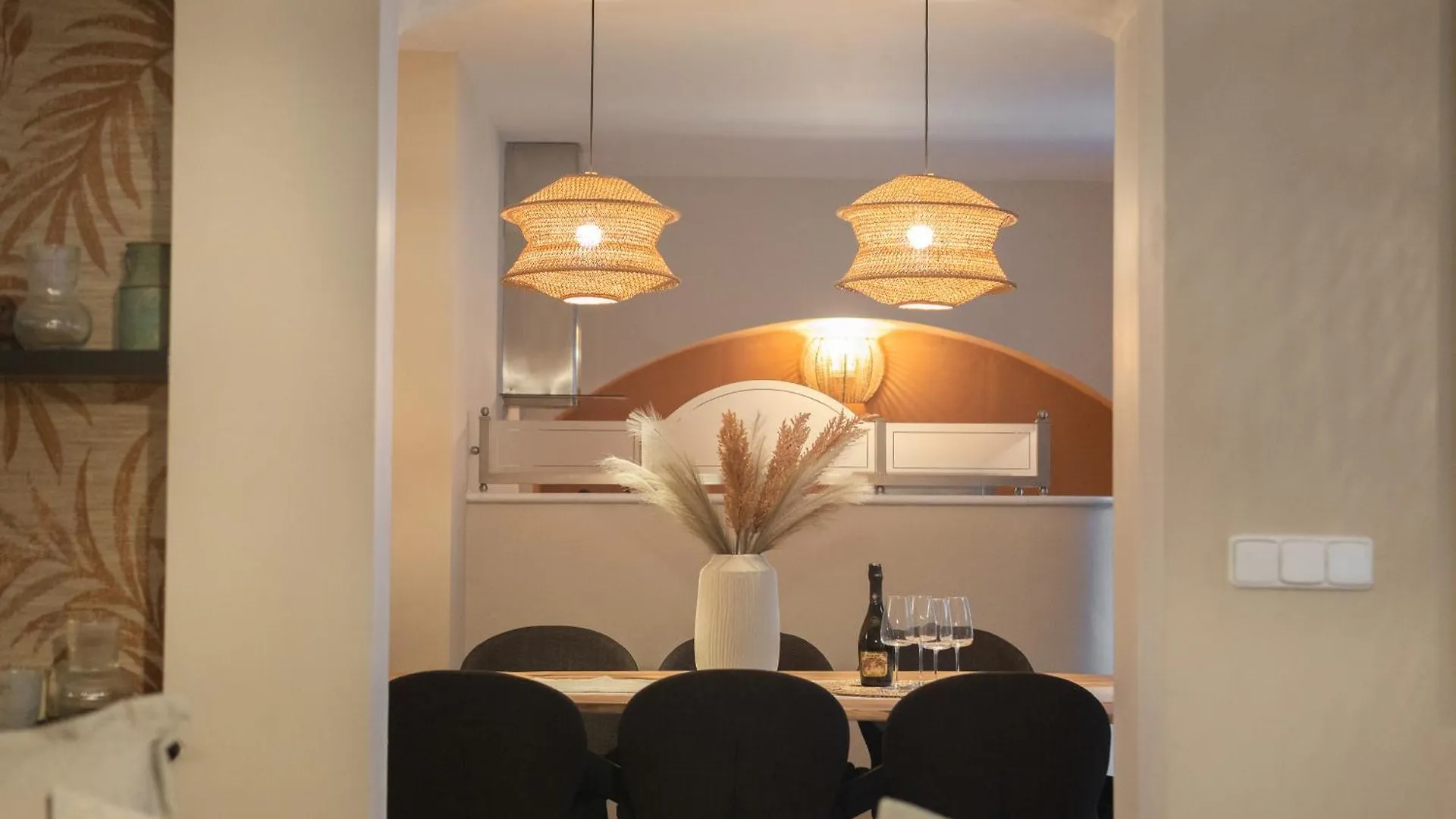 Luxury Retreat By Charles Bridge Apartment Prague