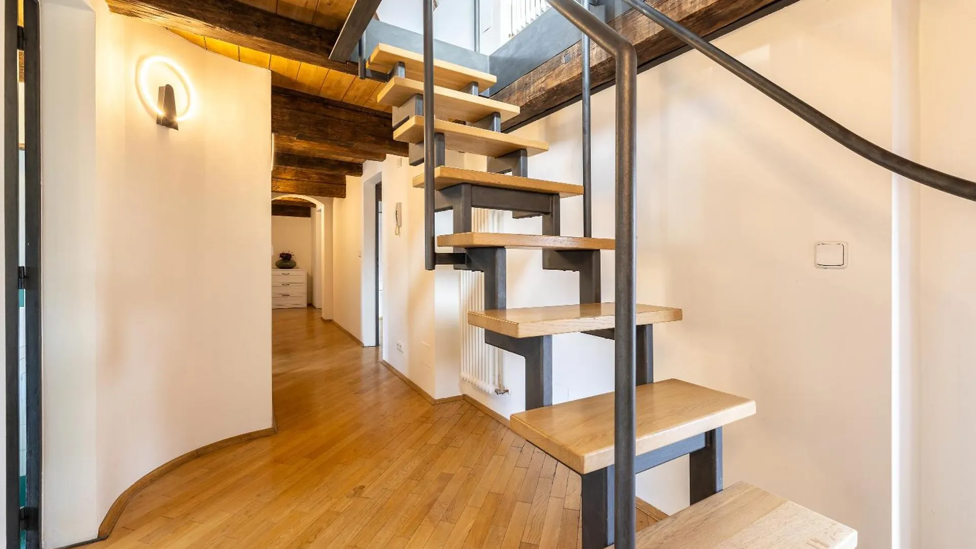 Apartment Ferienwohnung Luxury Retreat By Charles Bridge Prag