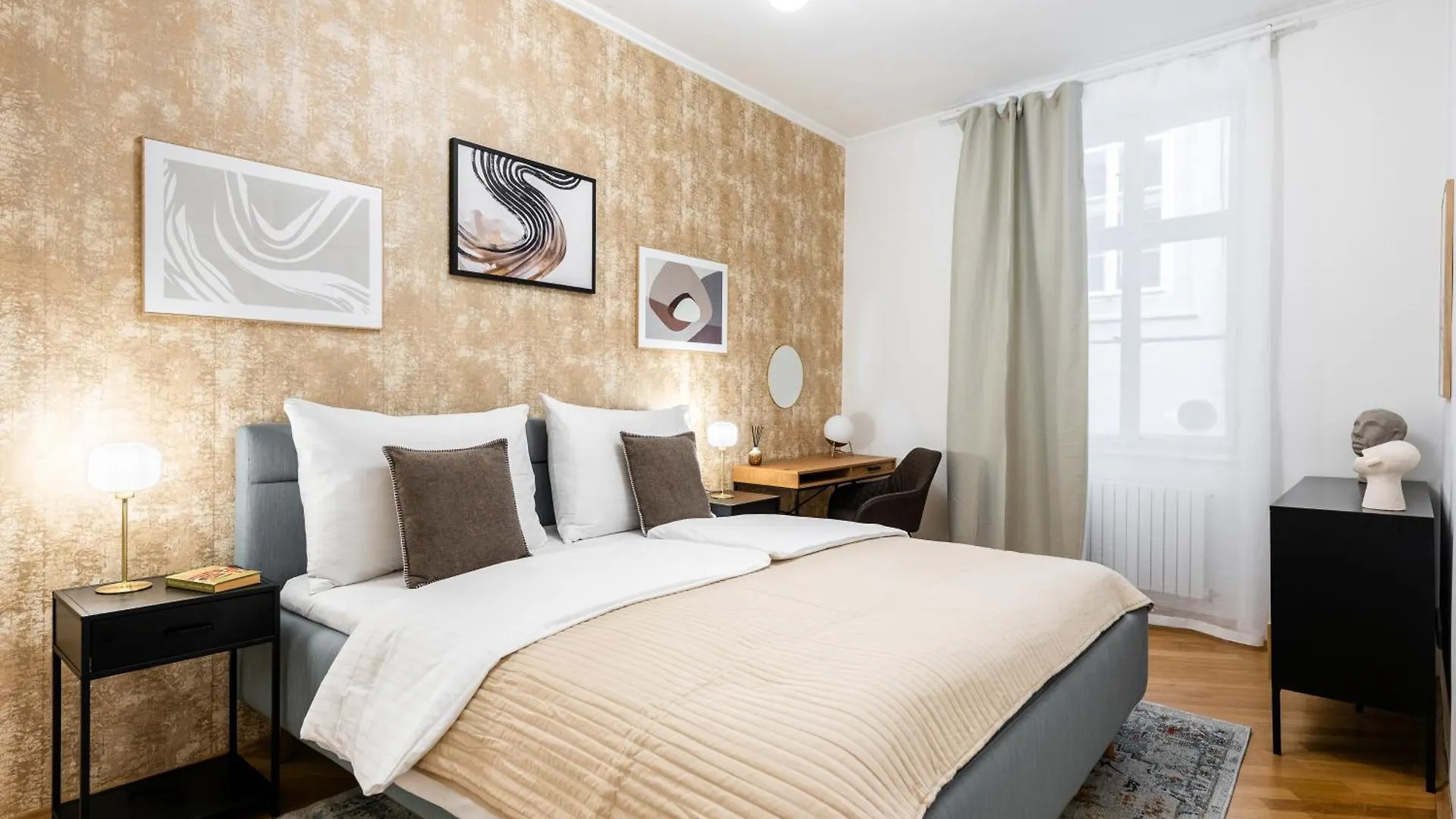 Luxury Retreat By Charles Bridge Apartment Prague Czech Republic