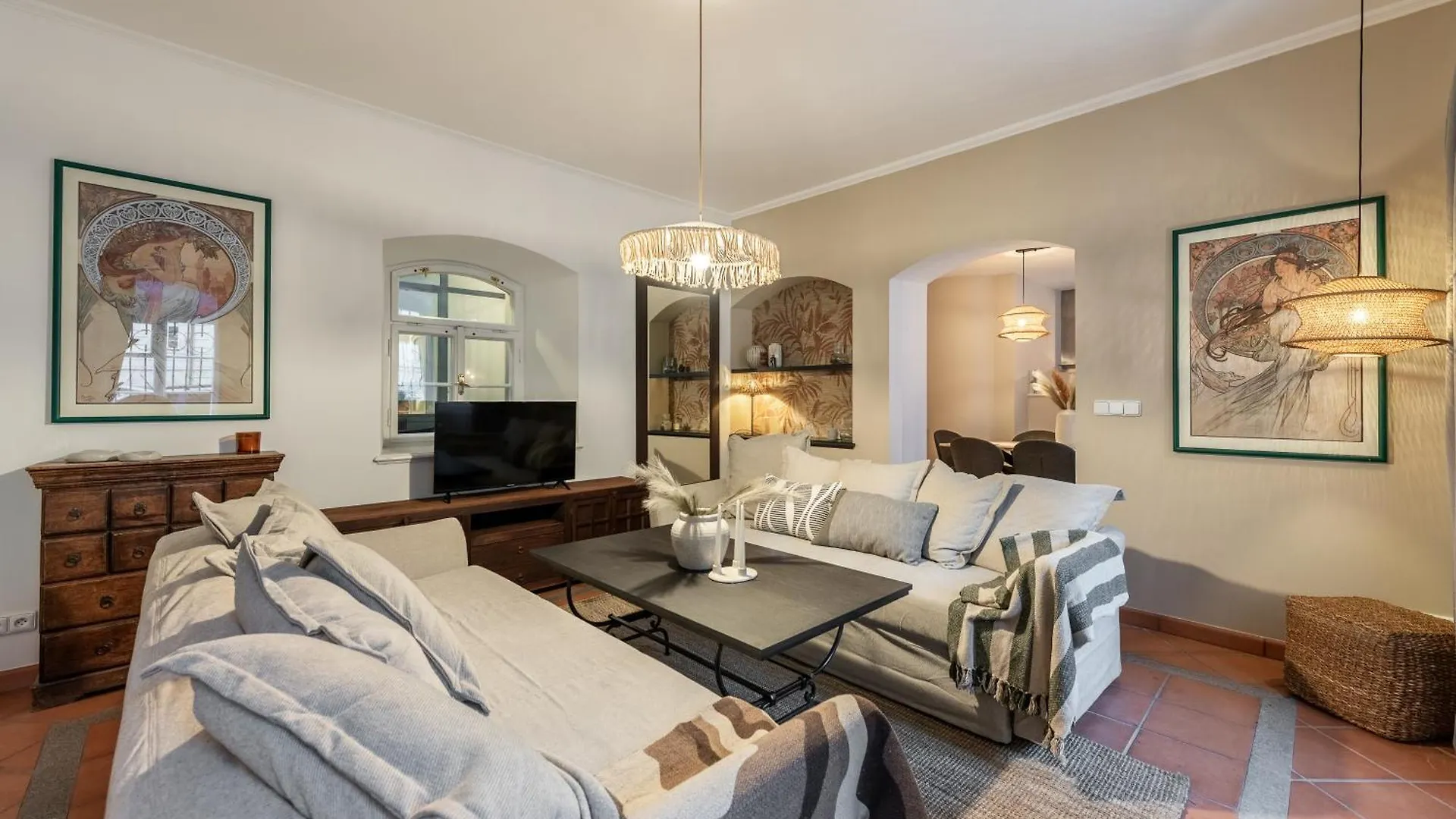 Luxury Retreat By Charles Bridge Apartment Prague